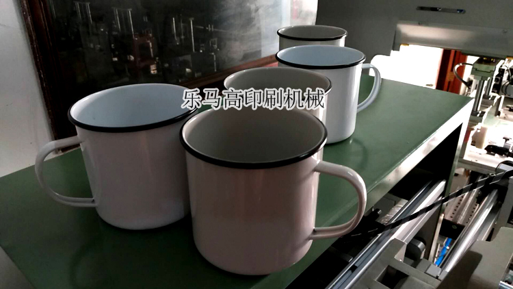 水杯杯品涂裝工藝圖片